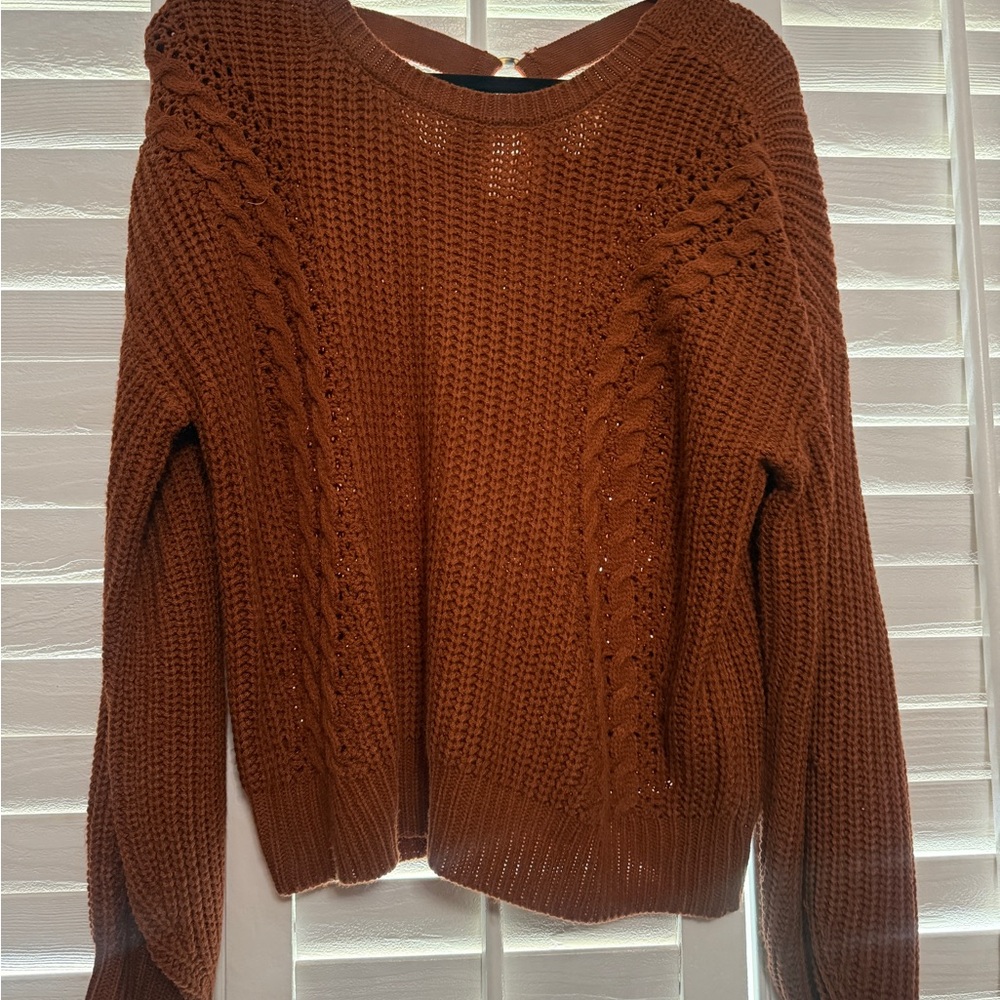 Women's Cable Knit Sweater - Brown
